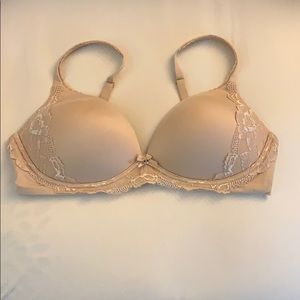 Nude Body by Victoria’s Secret No Wire bra